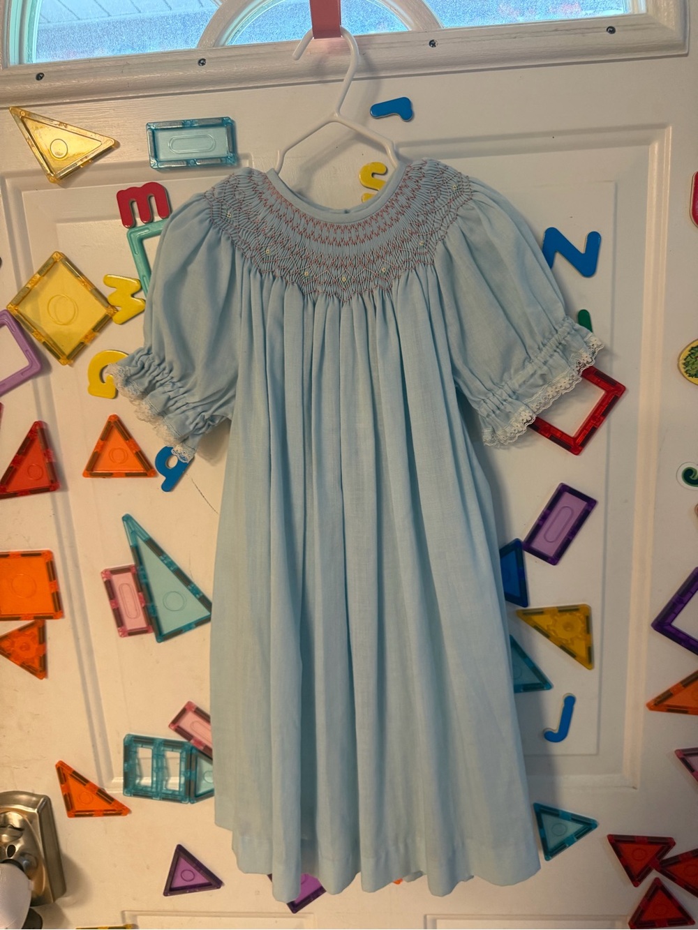 Girls' Light Blue Smocked Puff-Sleeve Casual Dress